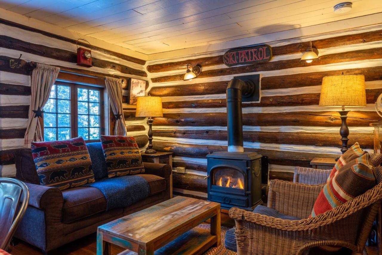 Pioneer Guest Cabins Крестед-Бьютт Экстерьер фото