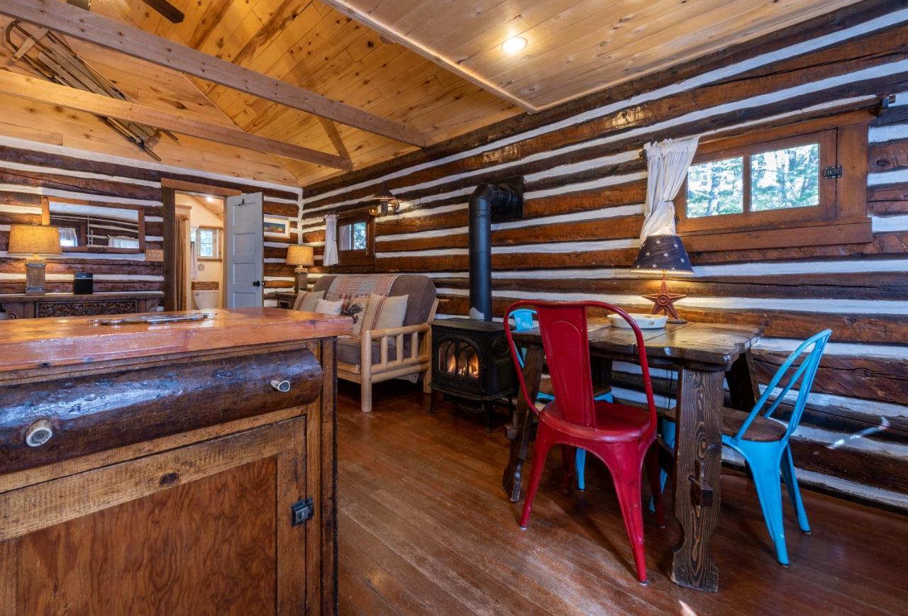 Pioneer Guest Cabins Крестед-Бьютт Экстерьер фото